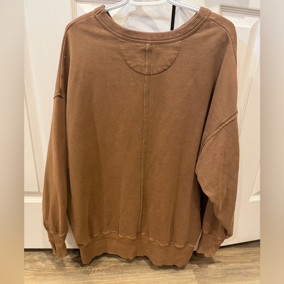 NWOT American Eagle Oversized Crewneck Sweatshirt, Mountain Graphic with Text - Picture 5 of 5